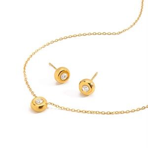 18K Gold Plated Stud Earrings and Necklace Set